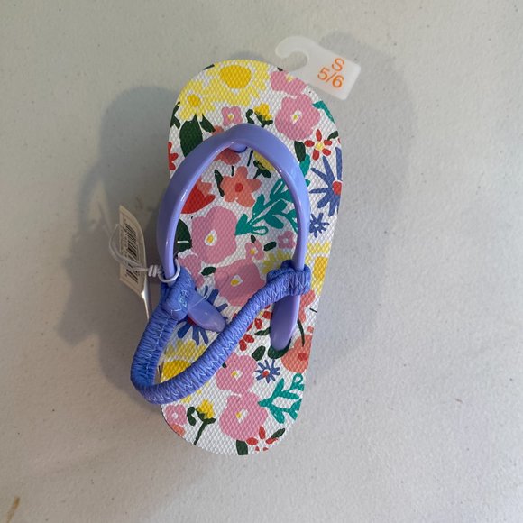 Cat & Jack toddler Girls Flip Flops - Picture 5 of 5